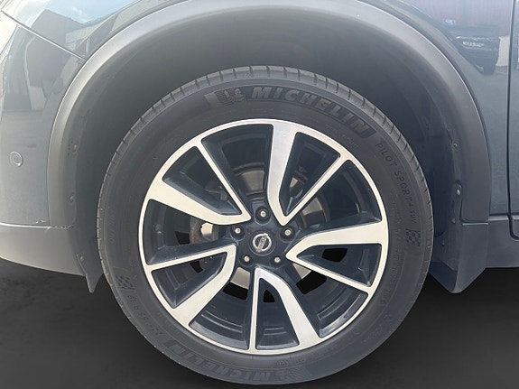 Nissan X-Trail 9 of 15
