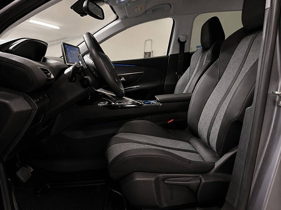 Peugeot 3008 4 of 8