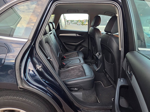 Audi Q5 10 of 15