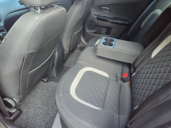 Kia Ceed 10 of 18