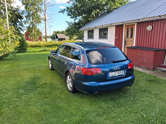 Audi A6 3 of 11