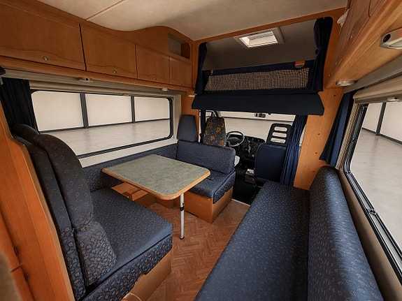 Fiat Ducato Adria Conversion 2.8 TDI /6 bälten /Ny kamrem /Dragkrok 11 of 16