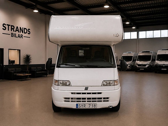 Fiat Ducato Adria Conversion 2.8 TDI /6 bälten /Ny kamrem /Dragkrok 2 of 16