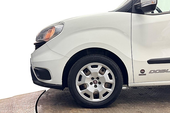 Fiat Doblo 10 of 23