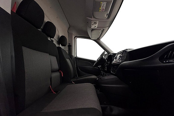 Fiat Doblo 17 of 23
