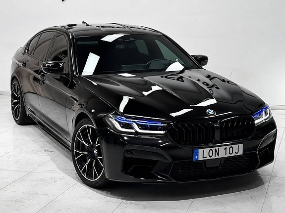 BMW M5 2 of 11