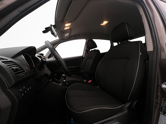 Kia Venga 9 of 24