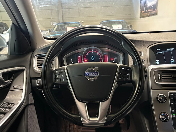 Volvo V60 15 of 21