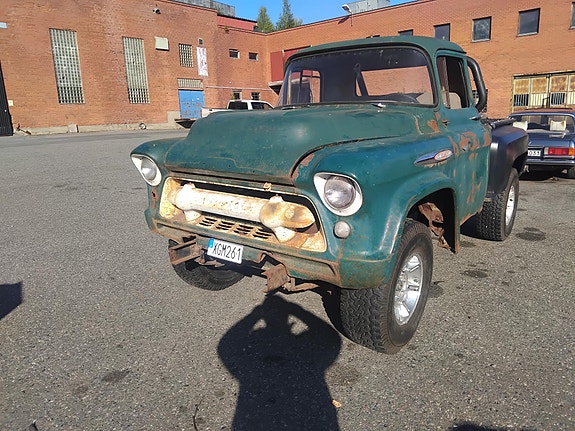 Chevrolet 3200 4 of 8