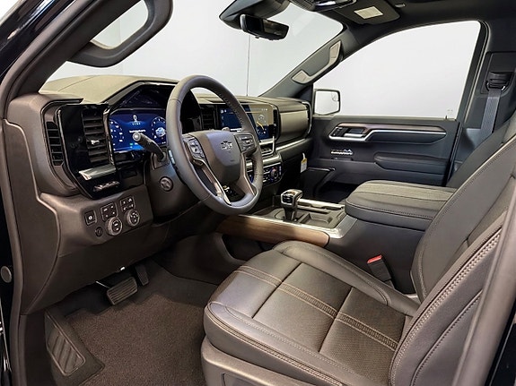 Chevrolet Silverado 1500 7 of 19