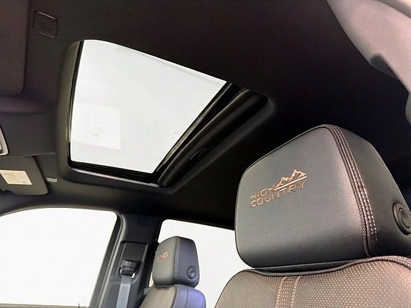 Chevrolet Silverado 1500 9 of 19