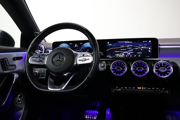 Mercedes-Benz CLA220 15 of 24