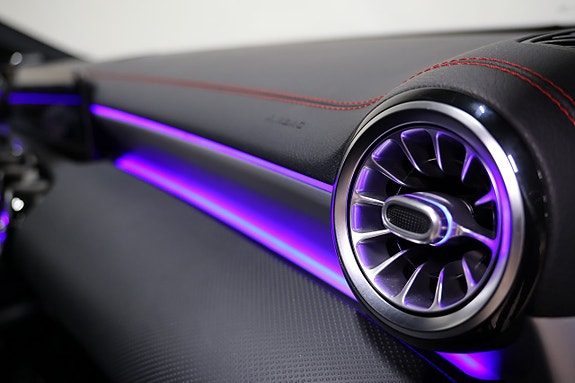 Mercedes-Benz CLA220 12 of 24