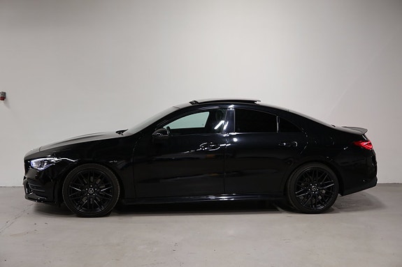 Mercedes-Benz CLA220 4 of 24
