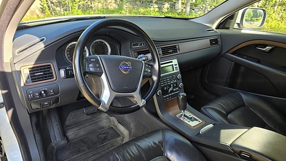 Volvo XC70 5 of 11