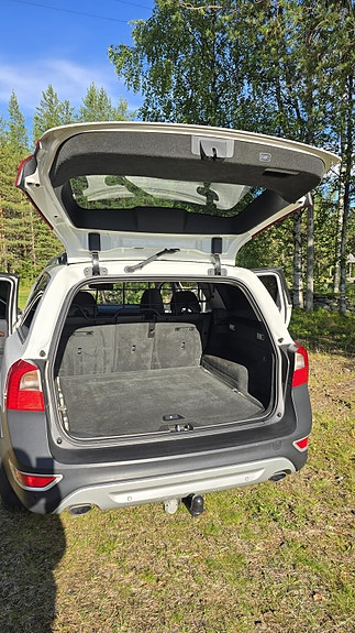 Volvo XC70 9 of 11