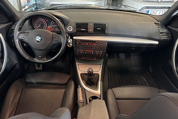 BMW 120i 13 of 17