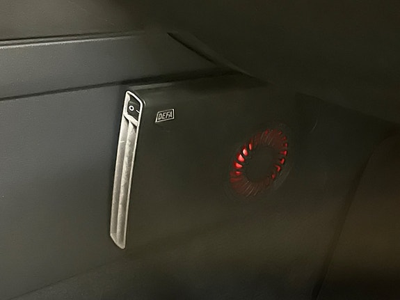 Volkswagen Passat 16 of 25