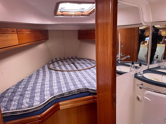 Bavaria 37 Cruiser 16 of 20