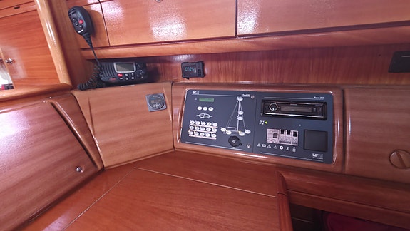Bavaria 37 Cruiser 15 of 20
