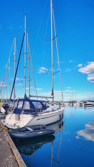 Bavaria 37 Cruiser 3 of 20