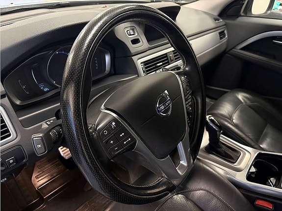 Volvo XC70 9 of 26