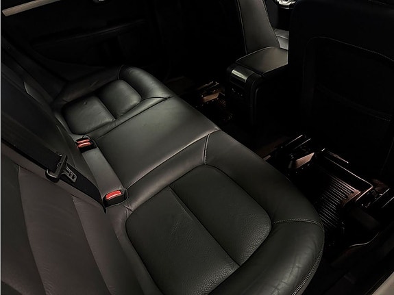 Volvo XC70 10 of 26