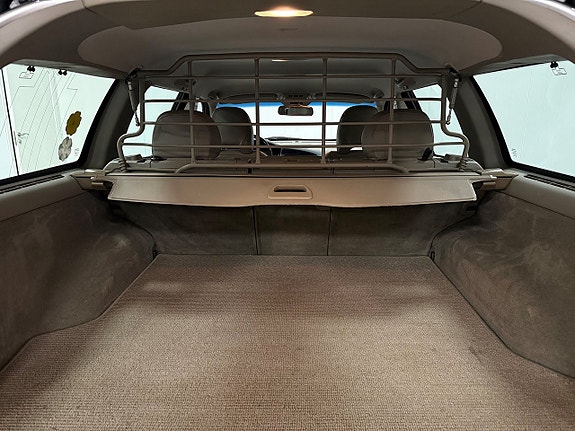 Volvo XC70 15 of 16