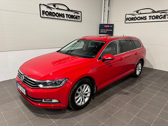 Volkswagen Passat 2 of 18