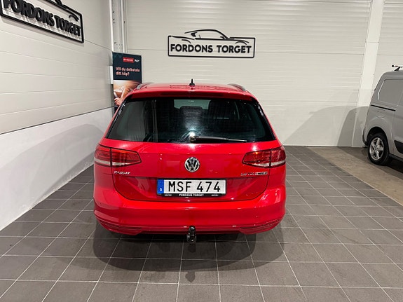 Volkswagen Passat 8 of 18
