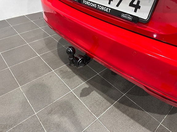 Volkswagen Passat 17 of 18