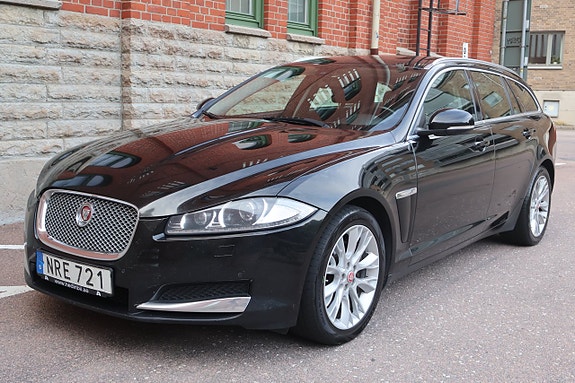 Jaguar XF 2 of 21
