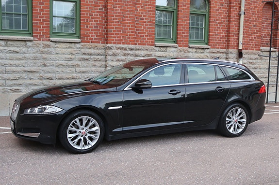 Jaguar XF 3 of 21