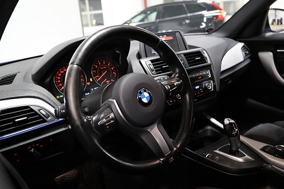 BMW 118i 12 of 22