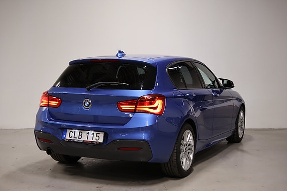 BMW 118i 8 of 22