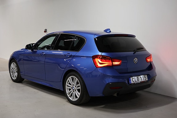 BMW 118i 5 of 22