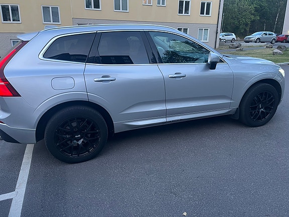 Volvo XC60 10 of 30