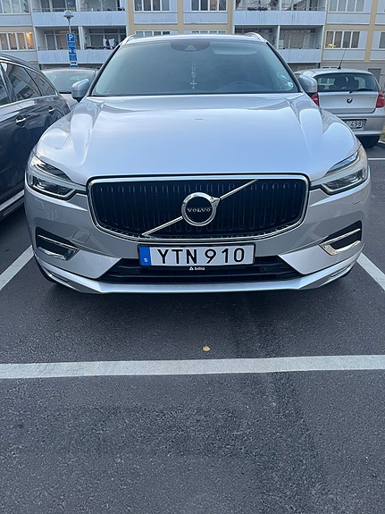 Volvo XC60 13 of 30