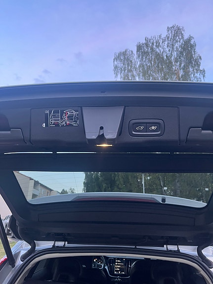 Volvo XC60 7 of 30