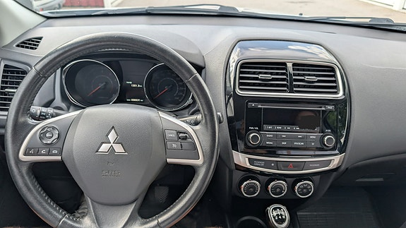 Mitsubishi ASX 3 of 8