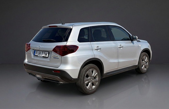 Suzuki Vitara 4 of 6