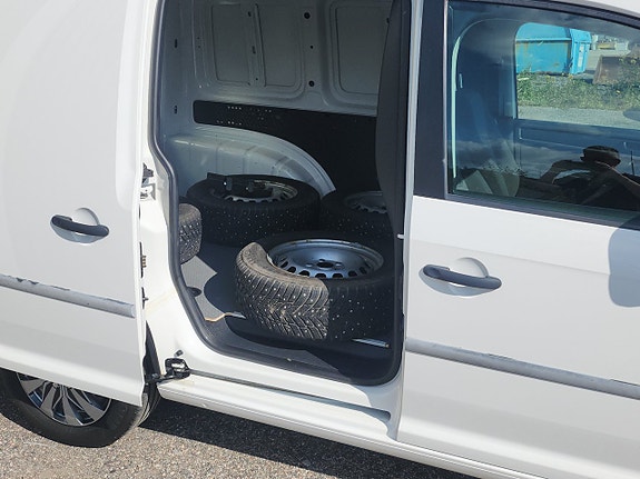 Volkswagen Caddy 9 of 11