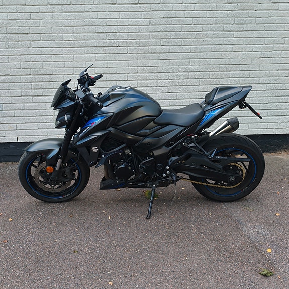 Suzuki GSX-S750 Arrow Edition 3 of 6
