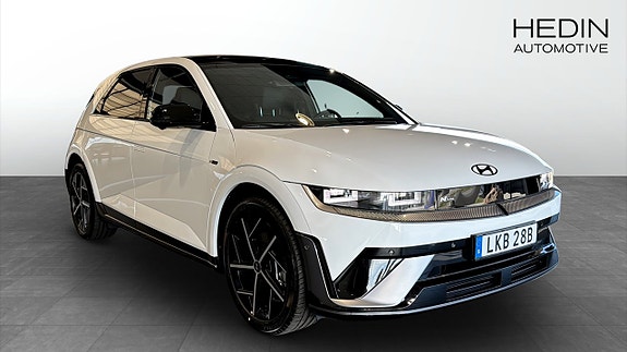 Hyundai Ioniq 5 2 of 16