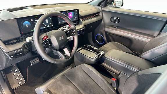 Hyundai Ioniq 5 8 of 16