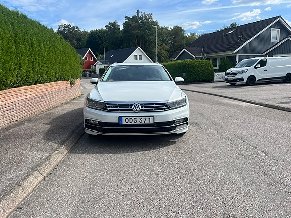 Volkswagen Passat 10 of 11