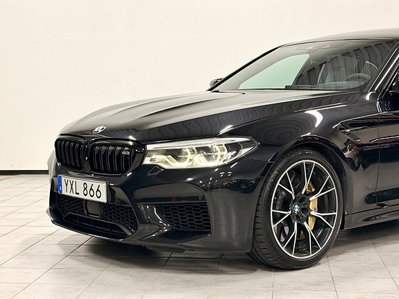 BMW M5 3 of 30