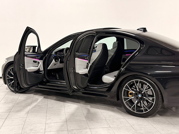 BMW M5 15 of 30