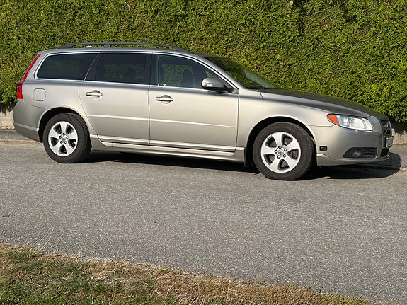 Volvo V70 2010