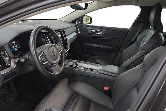 Volvo V60 14 of 23